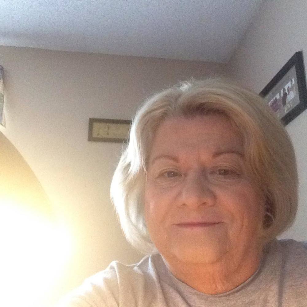 Meet your Posher, Debbie